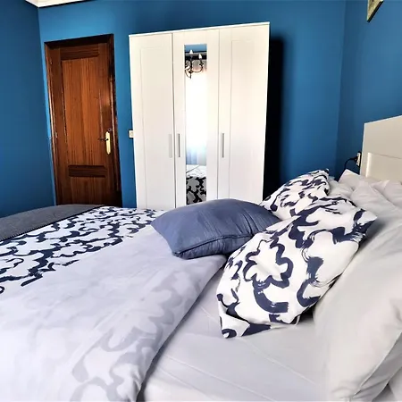 Piso Amplio Y Luminoso, La Pomar Appartement Langreo Buitenkant foto