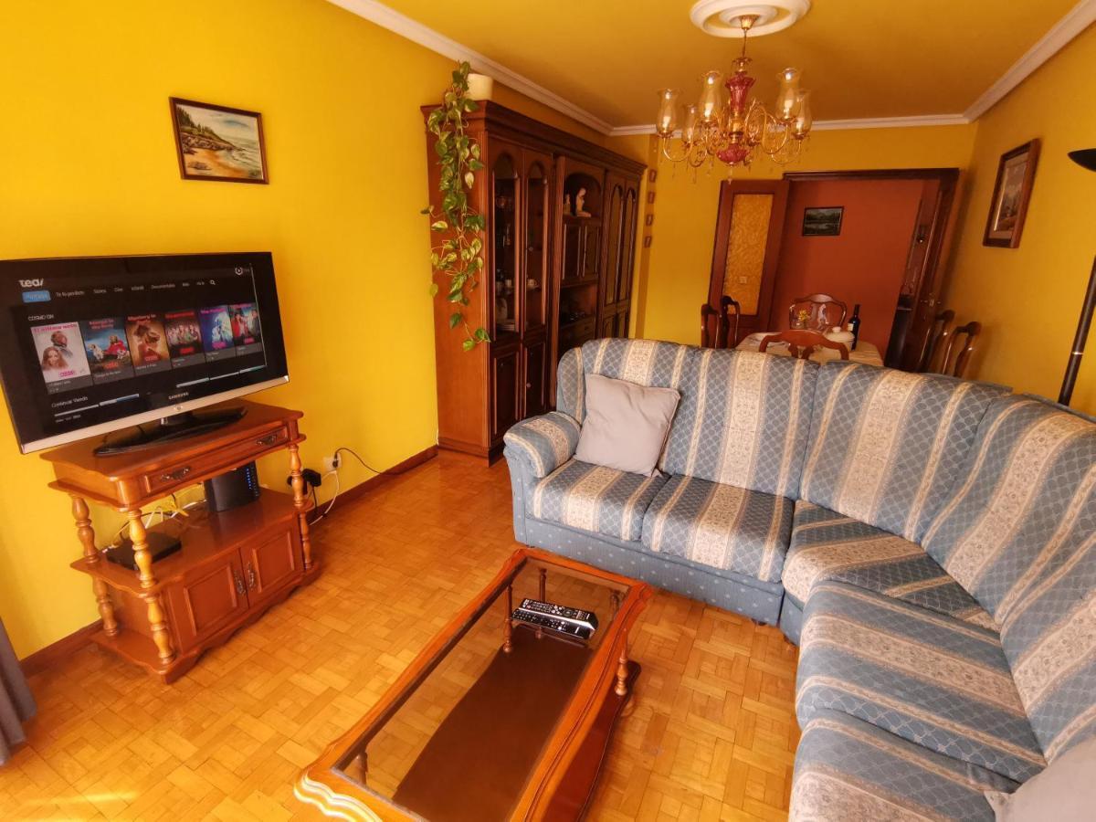 Piso Amplio Y Luminoso, La Pomar Apartment
